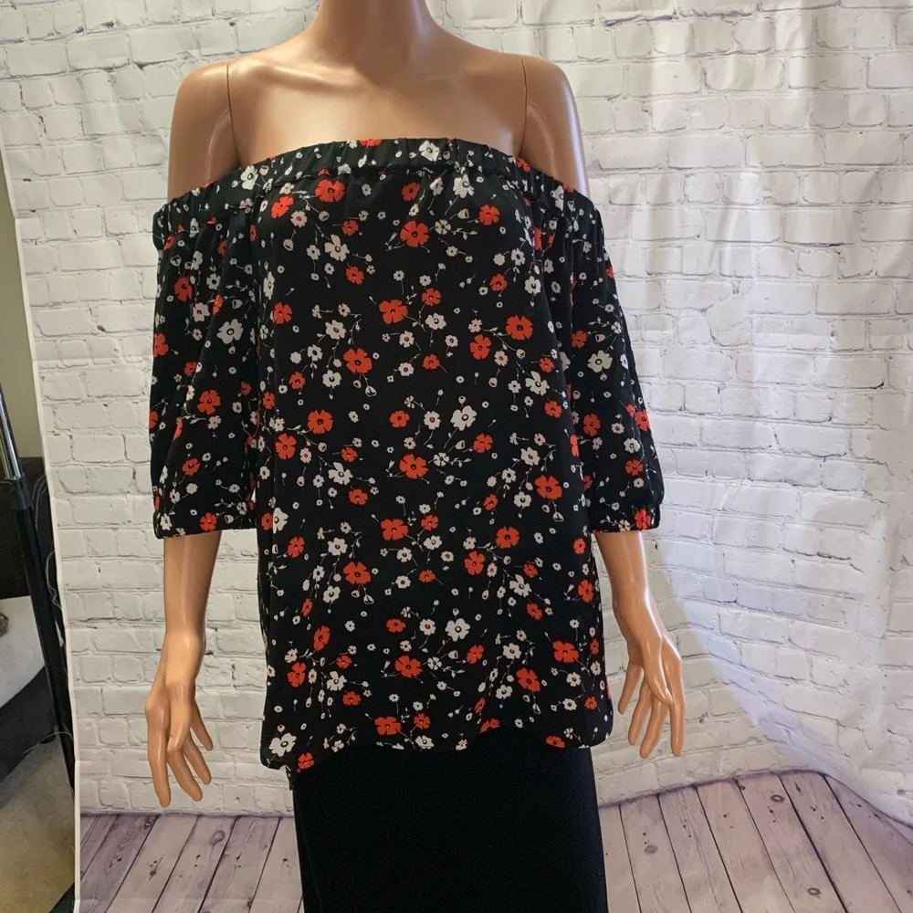 Michael Kors short sleeve off-shoulder top floral size small blouse boho